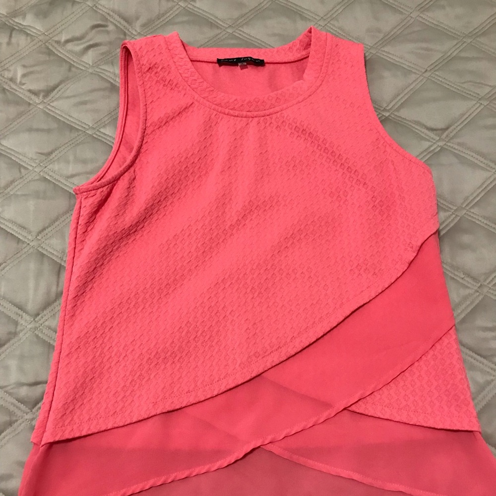 Nice sleeveless top